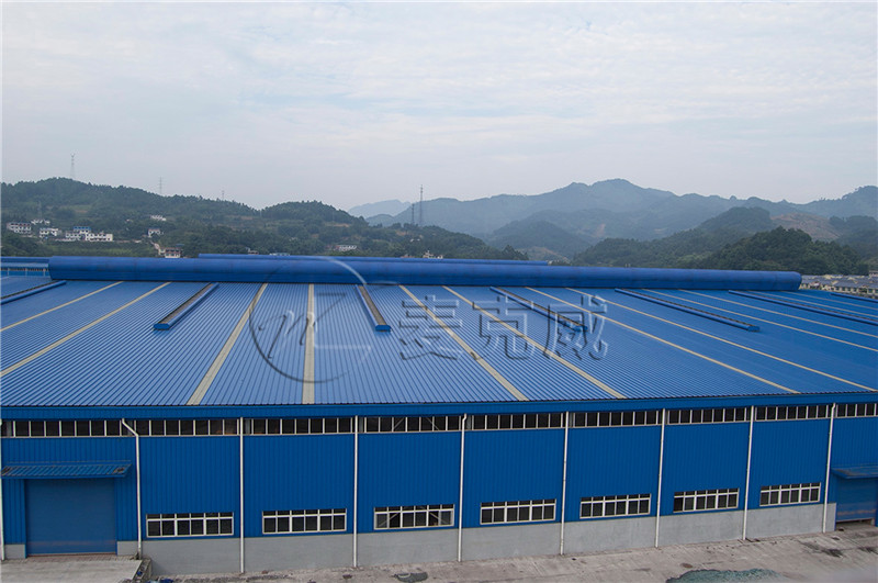 （四川）有限公司12萬易拉罐線廠房、連接走廊工程通風天窗項目